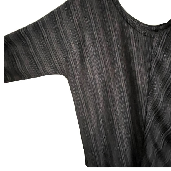 LOFT Black Grey Stripe V-Neck Dolman 3/4 Sleeve Top - Picture 4 of 7